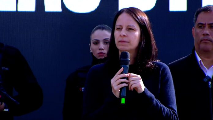 Vicente López suma armas no letales_ El anuncio de Soledad Martinez.00_00_37_22.Imagen fija002